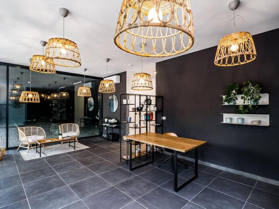 Apartament Mycampus 1 Bdrm, 4, Free Parking, Garden, Self Check-in