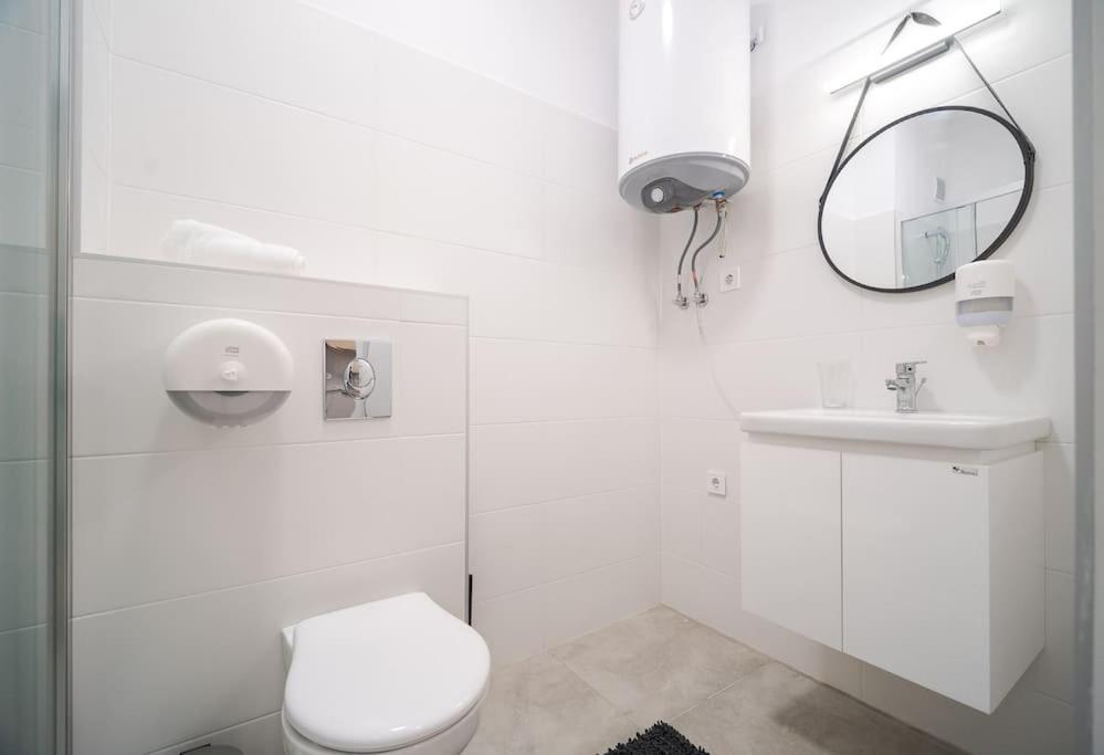 Mycampus 1 Bdrm, 4, Free Parking, Garden, Self Check-in