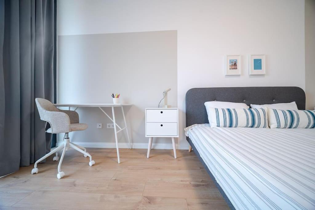Mycampus 1 Bdrm, 4, Free Parking, Garden, Self Check-in Apartament