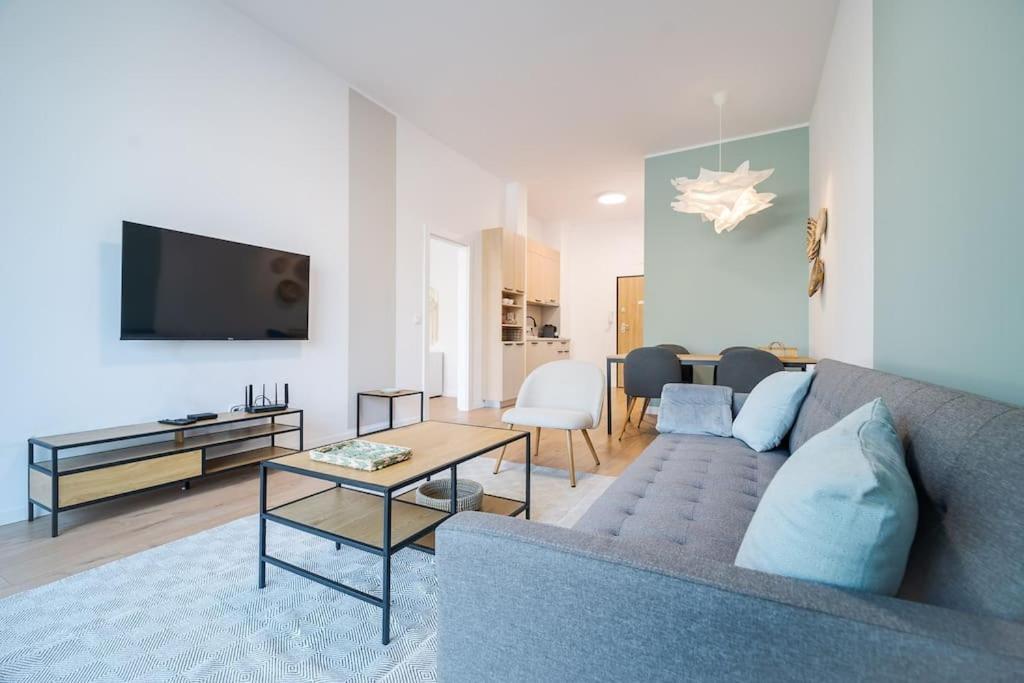 Apartament Mycampus 1 Bdrm, 4, Free Parking, Garden, Self Check-in *